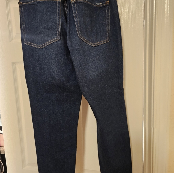 Sold. Old Navy Maternity Jeans. Size 4. - Picture 5 of 8